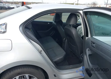 2011 Volkswagen Jetta 2.5L Se z USA, uszkodzony, nr VIN 3VWDZ7AJ8BM380628